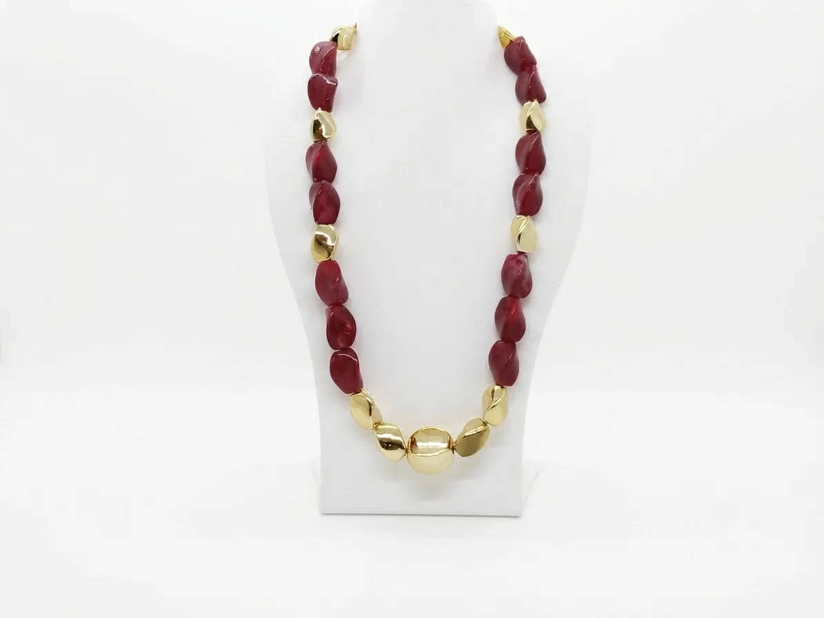 Collar Geometría Dorada - Vista 4