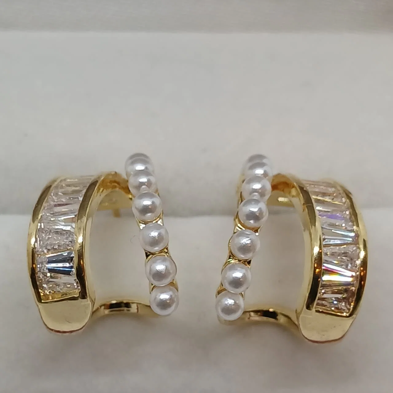 Zarcillos Baguette y Perlas - Vista 4