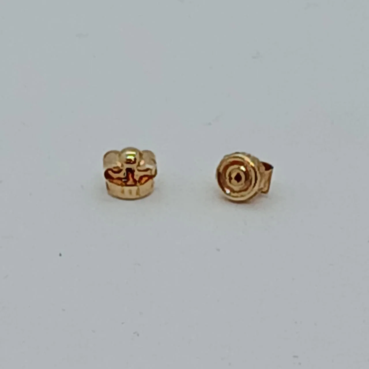 Zarcillo Abridores Botón Rayado 18K - Vista 3