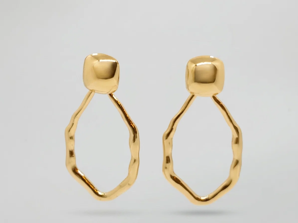 Zarcillos Hexagon Gold - Vista 2